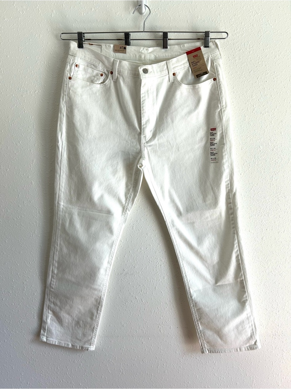 Levi's 541 Athletic Jeans Men's Size 40x32 White Denim Stretch Tapered